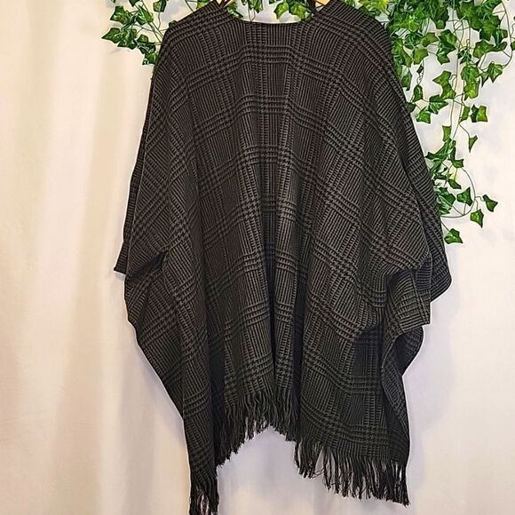 Preston & York. Wool Blend Poncho. OSFA. NWT - Picture 3 of 9